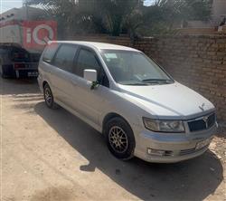 Mitsubishi Chariot